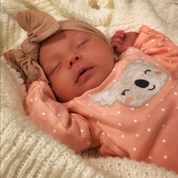 Meet your Posher, Cassy - Picture 4 of 7